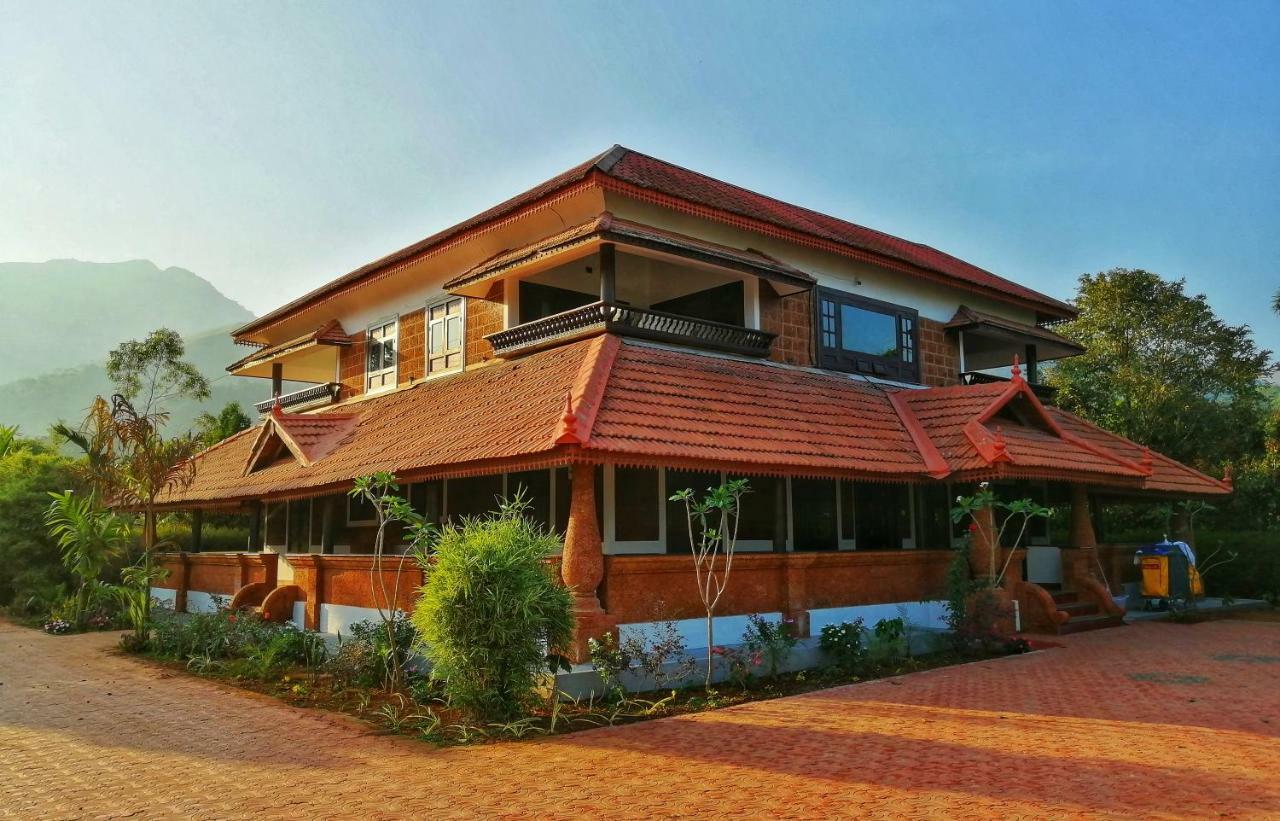 Contour Island Resort & Spa By Citrine Tariyod Exterior foto