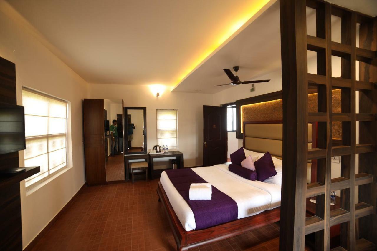 Contour Island Resort & Spa By Citrine Tariyod Exterior foto